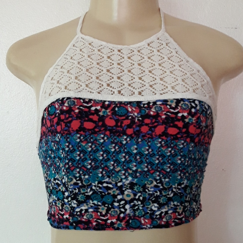SALEš„$4 New Look: Top - Picture 1 of 7